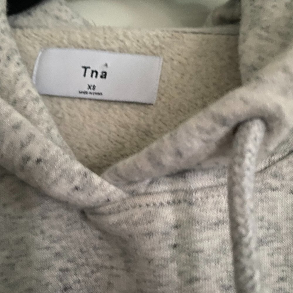 Tna Cozy Fleece Pullover Boyfriend Cropped Hoodie Striped Accents Sleeves Sz XS - Picture 4 of 8